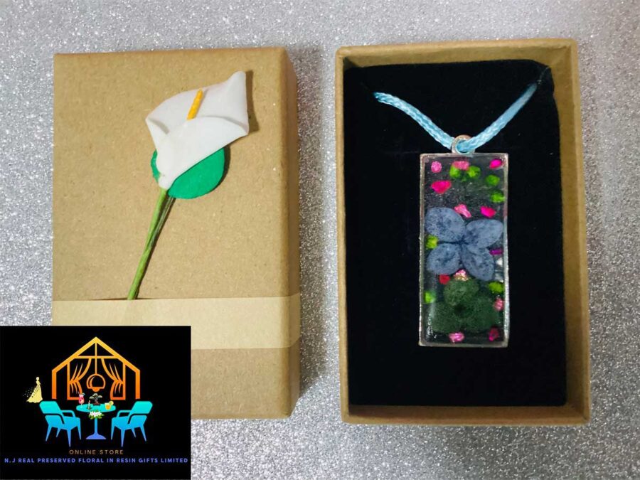Hydrangea Oblong Pendant