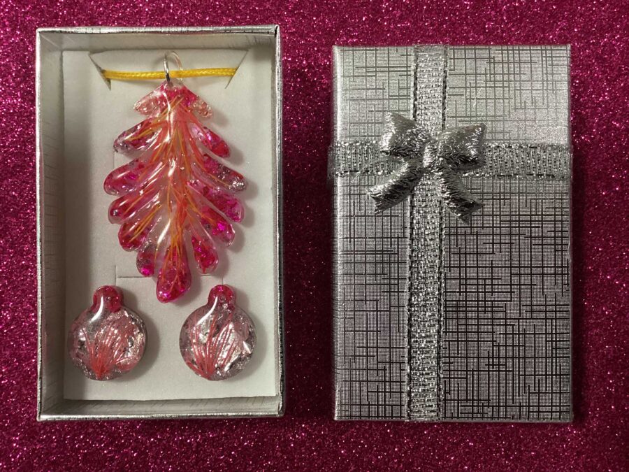 Palm Leaf pendant and Earrings Gift pack